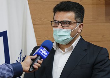 رئیس دانشگاه علوم پزشکی بوشهر:
مراجعه‌کنندگان به ادارات باید ماسک داشته باشند/ بی‌توجهی در ادارات می‌تواند به یک کانون شیوع کرونا تبدیل شود
