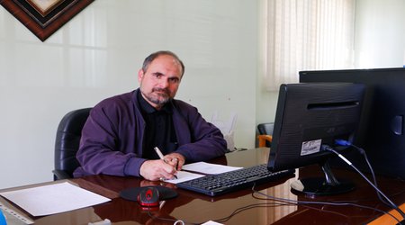 معاون دانشگاه آزاد اسلامی بجنورد خبر داد؛ پیشرفت ۹۰ درصدی ساخت تونل ضدعفونی‌کننده و کنترل دما/ جذب طرح‌های برون‌دانشگاهی به ۳ میلیارد ریال رسید