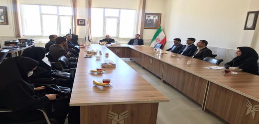 بازدید آقای دکتر امینی دبیر محترم هیاُت امناء و رئیس دانشگاه آزاد اسلامی استان کردستان و هیاُت همراه از واحد بیجار