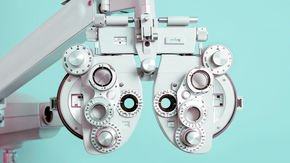 Eye, robot: Artificial intelligence dramatically improves accuracy of classic eye exam