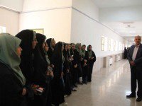 بازدید جمعی از دانش‌آموزان مدرسه راهنمایی کوثر از دانشگاه یزد