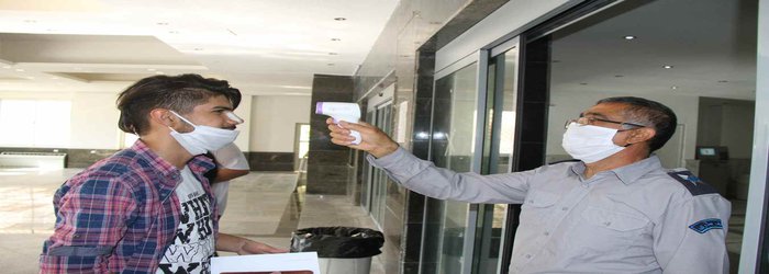 گزارش تصویری از برگزاری امتحانات نیمسال دوم ۹۹-۹۸ توسط عوامل اجرایی دانشگاه