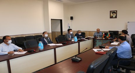 برگزاری سومین جلسه طرح یاوران تولید در مرکز تحقیقات و اموزش کشاورزی و منابع طبیعی خراسان شمالی