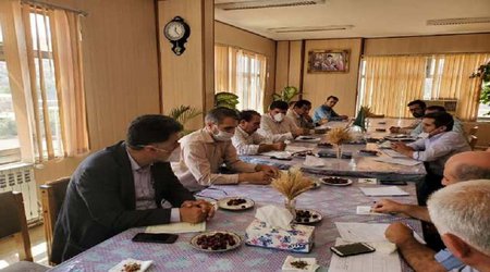 برگزاری جلسه یاوران تولید مرکز تحقیقات وآموزش کشاورزی ومنابع طبیعی استان اردبیل در شهرستان گرمی برگزار گردید