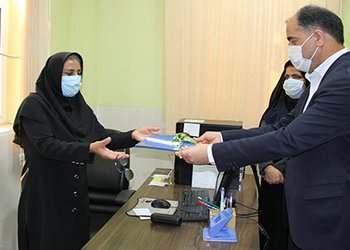 فرماندار دشتستان در بازدید از خانه بهداشت خوشمکان:
بهورزان نقش مهمی در ارتقا سلامت جامعه هدف خود دارند