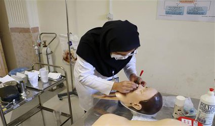 برگزاری آزمون‌های پایان‌دوره رشته‌های پرستاری و مامایی در دانشگاه آزاد اسلامی شهرکرد