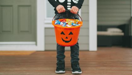 Allergic Reactions to Peanuts and Tree Nuts Spike 85 Percent on Halloween