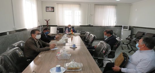 جلسه بررسی نحوه فعالیت شرکت‌های  دانش بنیان مستقر در مرکز تحقیقات و آموزش کشاورزی و منابع طبیعی استان اردبیل برگزار شد