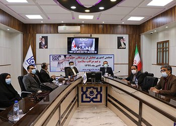 مامای مرکز خدمات جامع سلامت چاه مبارک به عنوان مامای برتر استان بوشهر انتخاب شد