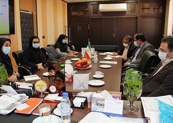 مدیرکل بیمه سلامت استان بوشهر:
افزایش ارائه خدمات تیم سلامت از اولویت‌ها در طرح پزشک خانواده است

