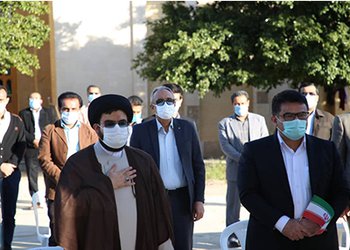 رئیس دانشگاه علوم پزشکی بوشهر:
تلاش خستگی‌ناپذیر مدافعان سلامت ادامه دارد/ مبارزه با کرونا یادآور رشادت دوران پیروزی انقلاب است
