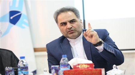 در جلسه شورای استان کرمانشاه تاکید شد؛
عملیاتی‌کردن برنامه‌های دانشگاه همراه با نظم کاری و اداری