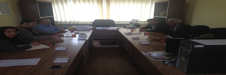 هم اندیشی درحوزه آسیبهای اجتماعی-برگزاری سمینار