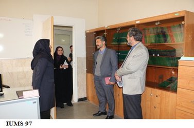 بازدید معاون آموزشی دانشگاه و هیئت همراه از دانشکده علوم رفتاری و سلامت روان