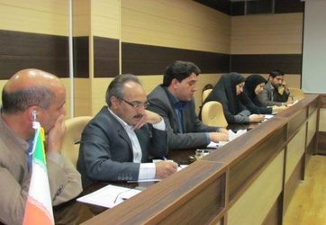 برگزاری جلسه برنامه ریزی دوره های آموزشی مهارتی کارشناسان مروج پهنه های تولیدی توسط مرکز تحقیقات و آموزش کشاورزی و منابع طبیعی کرمانشاه