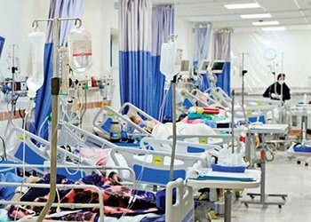 رییس بیمارستان توحید جم:
تخت‌های بخش کرونای بیمارستان توحید جم پر شد/ بستری ۱۴ بیمار در بخش ایزوله تنفسی 
