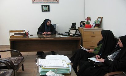 در خدمت صنعت قرار بگیرند