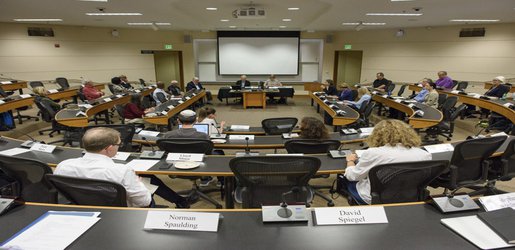 Stanford’s Faculty Senate turns 50