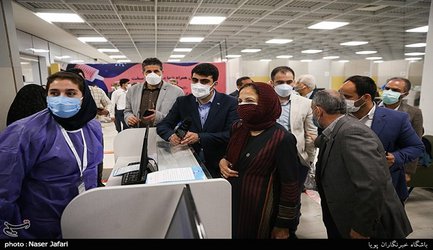 گزارش تسنیم از واکسیناسیون کرونا در ایران مال و حضور نماینده WHO
