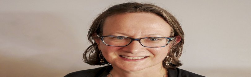 Scientists rally around misconduct consultant facing legal threat after challenging COVID-19 drug researcher