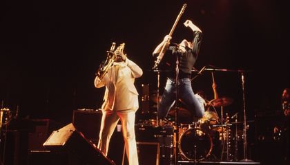 Ten Rarely Seen Springsteen Photographs That Capture the Exhilarating Power of The Boss