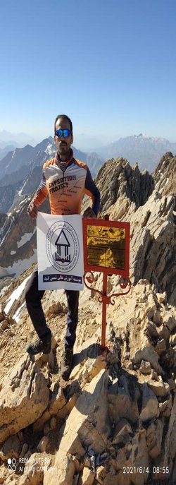 صعود دانشجو دانشگاه شمس  به قله سنبران