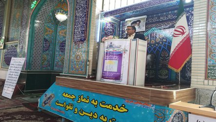 حضور رئیس مرکز بهداشت شهرستان خرم دره در نماز جمعه به مناسبت هفته سلامت