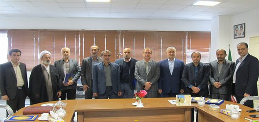 به مناسبت ولادت حضرت ابوالفضل العباس(ع) و روز جانباز از کارکنان جانباز دانشگاه تجلیل شد