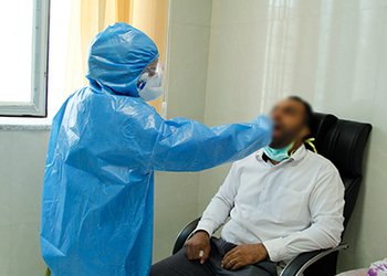 رئیس شبکه بهداشت و درمان شهرستان دشتستان:
شناسایی بیش از ۱۲هزار بیمار کرونایی تاکنون/ اشغال ۹۰ درصد تخت‌های  بخش‌های کرونایی بیمارستان شهید گنجی برازجان 
