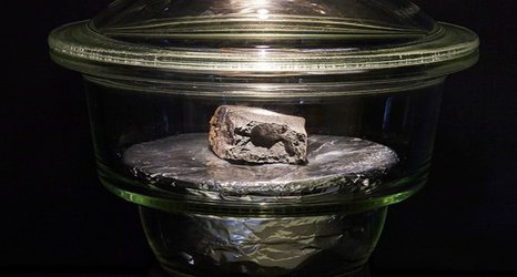 Imperial experts search Gloucestershire meteorite for Solar System ingredients
