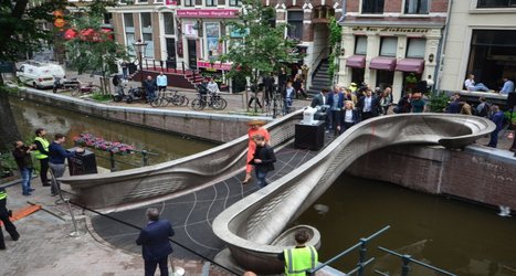 World’s first 3D-printed steel footbridge unveiled by Queen Máxima in Amsterdam 