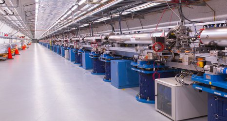 Understanding how electrons drive chemical reactions 