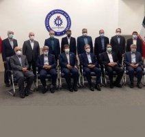 وزیر علوم، تحقیقات و فناوری: نباید نسبت به متولیان علم و دانش نگاه مصرفی وجود داشته باشد/ بخش قابل توجهی از پتانسیل‌های علمی و تحقیقاتی دانشگاه‌ها باید در راستای نیازهای جامعه تعریف شود/ پیشرفت و توسعه با توصیه به دست نمی‌آید