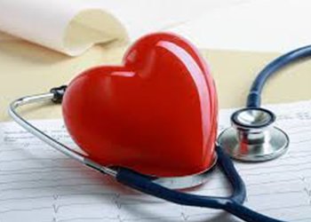 کارشناس مبارزه با بیماری‌های غیر واگیر شبکه بهداشت و درمان گناوه؛
بیماری قلبی عروقی اولین علت مرگ در سیاره ما است
