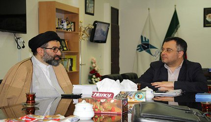 مراسم تقدیر از استادان و کارکنان جانباز دانشگاه با حضور ریاست محترم دانشگاه آزاد اسلامی استان گیلان و سایر اعضاء