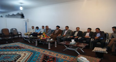 دیدار پرسنل شبکه بهداشت و درمان با امام جمعه شهرستان چرام+عکس