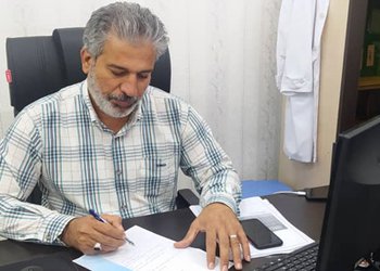 رئیس نظام پرستاری شهرستان دشتستان:
حفظ حقوق مادی، معنوی و صنفی پرستاران از مهمترین اهداف نظام پرستاری است
