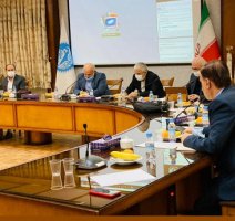 دولت در فراهم کردن زیرساخت‌های بازگشایی حضوری از دانشگاه‌ها حمایت کند/ الزامی بودن تزریق دو دوز واکسن کرونا برای حضور در دانشگاه و سراها