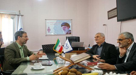 نشست رئیس دانشگاه با رئیس جهاد دانشگاهی مازندران