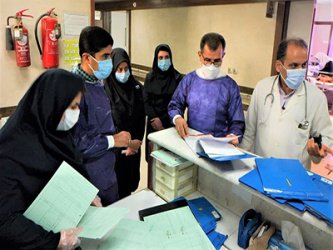 بازدید رییس دانشگاه علوم پزشکی شاهرود از بخش های اختصاصی کرونا بیمارستان امام حسین(ع)