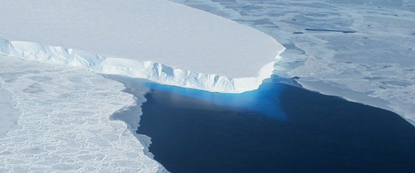 Giant cracks push imperilled Antarctic glacier closer to collapse