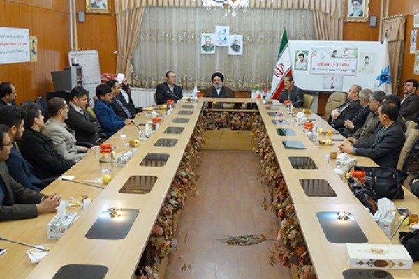 نماینده ولی فقیه در استان کردستان: ایثار و رشادت‌های خانواده شهدا رمز ماندگاری انقلاب اسلامی است