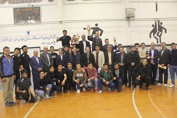 تیم دانشجویی واحد سنندج قهرمان مسابقات ووشو استان کردستان شد