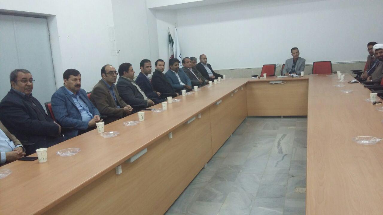 نشست صمیمانه اساتید گروه عمومی با معاونت آموزشی و پژوهشی دانشگاه