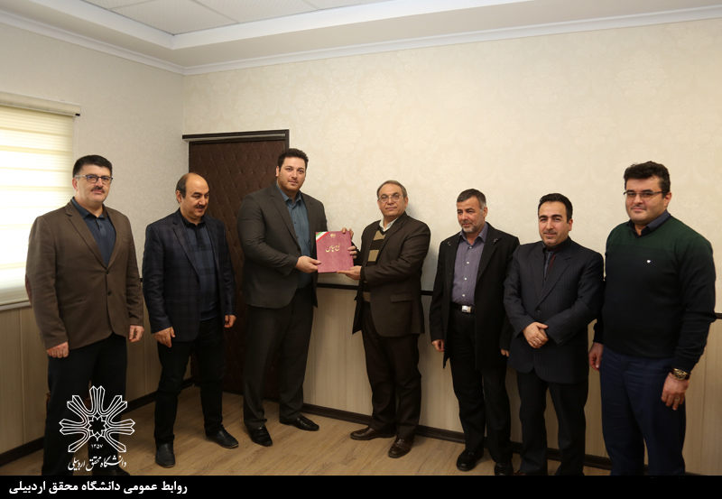 تجلیل از سعید علی حسینی نایب قهرمان وزنه برداری جهان و دانشجوی دکتری دانشگاه محقق اردبیلی