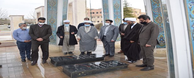 گزارش تصویری مراسم درختکاری در مزار شهدای گمنام دانشگاه کردستان