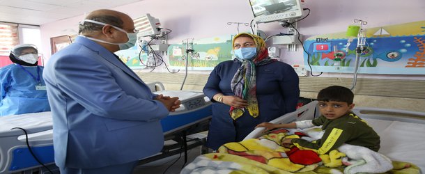 بازدید نوروزی دکتر زالی از بیمارستان کودکان مفید
