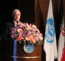 تفکیک آموزش و پژوهش خطاست / کلیه مدارک دانشجویان قدیمی و اسناد آموزشی دانشگاه تهران اسکن شد / صدور الکترونیکی گواهی اشتغال به تحصیل و تسهیل در روند صدور دانشنامه‌ها