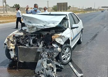 تحقق یک ماموریت اورژانسی حین انجام ماموریت؛
رئیس اورژانس استان بوشهر به کمک مصدومین تصادفی شتافت