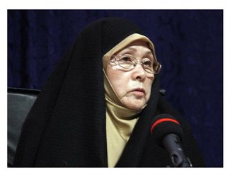 پیام تسلیت رئیس دانشگاه تهران در پی درگذشت مادر شهید محمد بابایی